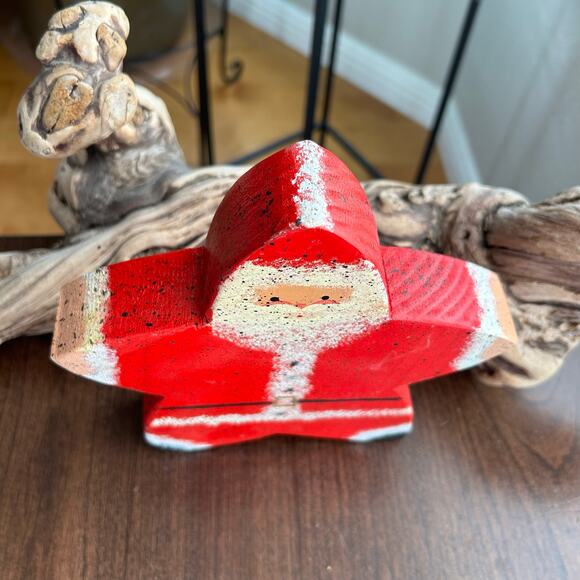 Hand Painted Tole Santa on Freeform Wood Star Christmas decor - Picture 3 of 8